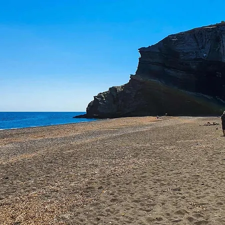 Tatil Evi Santorini's Old Mill Serene Getaway By Pori