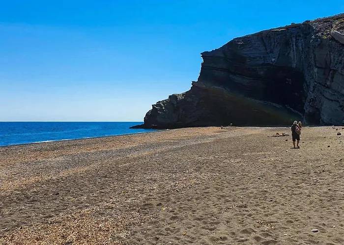 Casa de Férias Santorini's Old Mill Serene Getaway By Pori